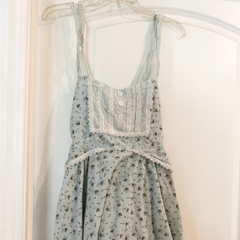 Chandelier 'Alice in Wonderland' Dress